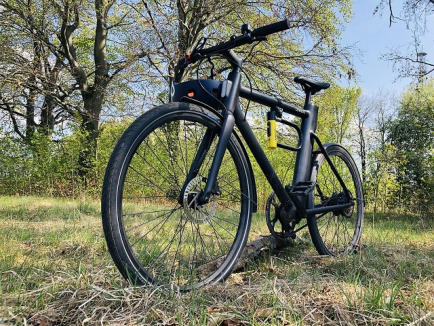 E-Bike im Wald